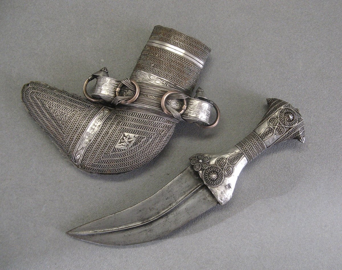 Poignard Jambiya Omanais Khanjar en argent.-photo-1
