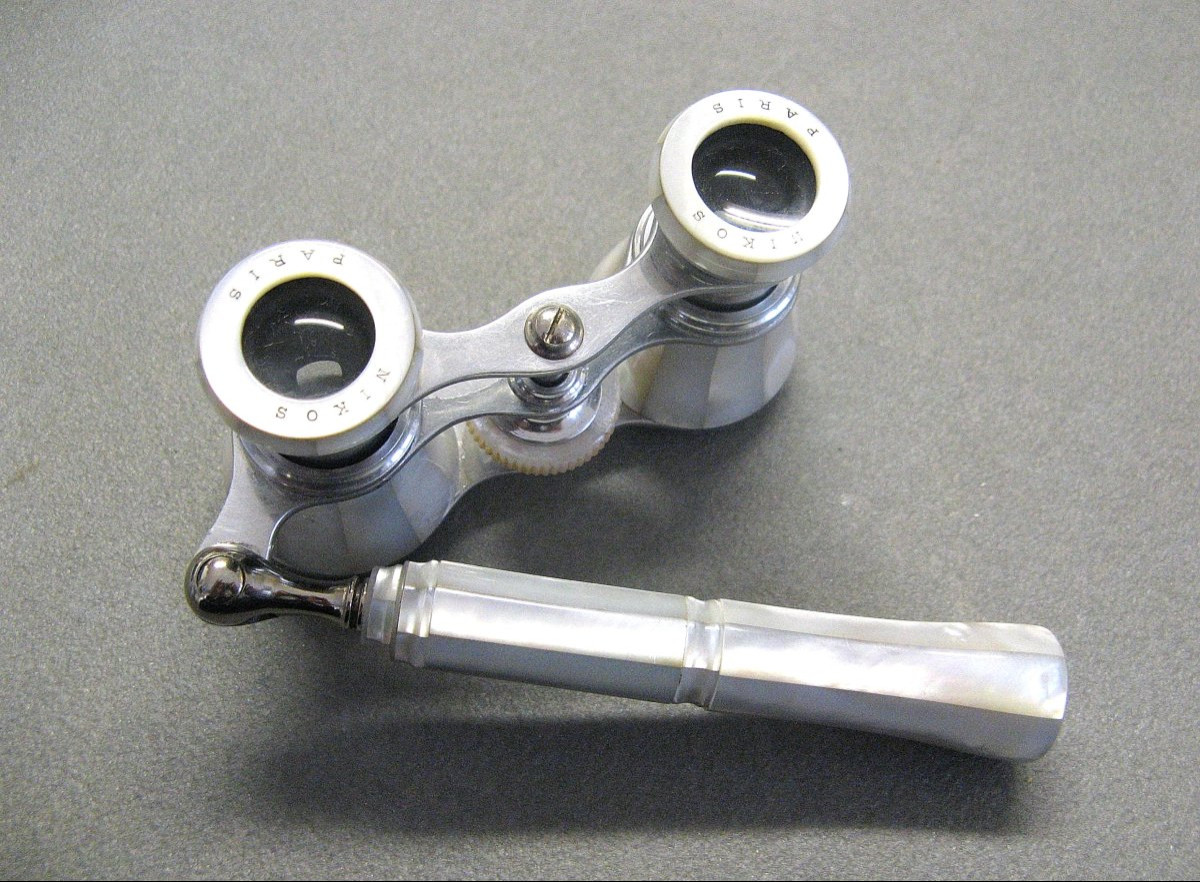 Pair Of Mother-of-pearl Theatre Binoculars Signed Nikos Paris 19th Century.-photo-2