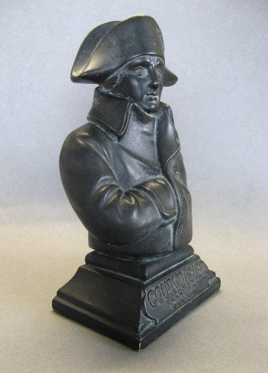 Courvoisier Napoléon Cognac Advertisement.