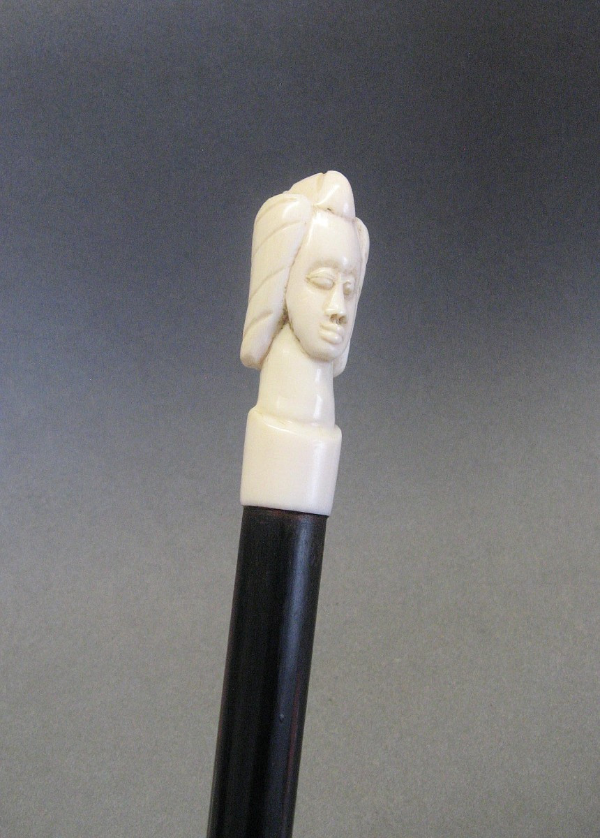 Canne bâton de marche pommeau à tête de femme.-photo-2