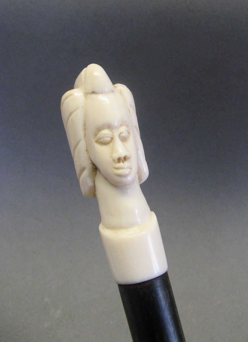 Canne bâton de marche pommeau à tête de femme.-photo-3