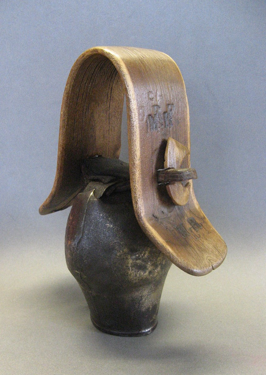 Art populaire Sonnaille cloche d'Alpage. 