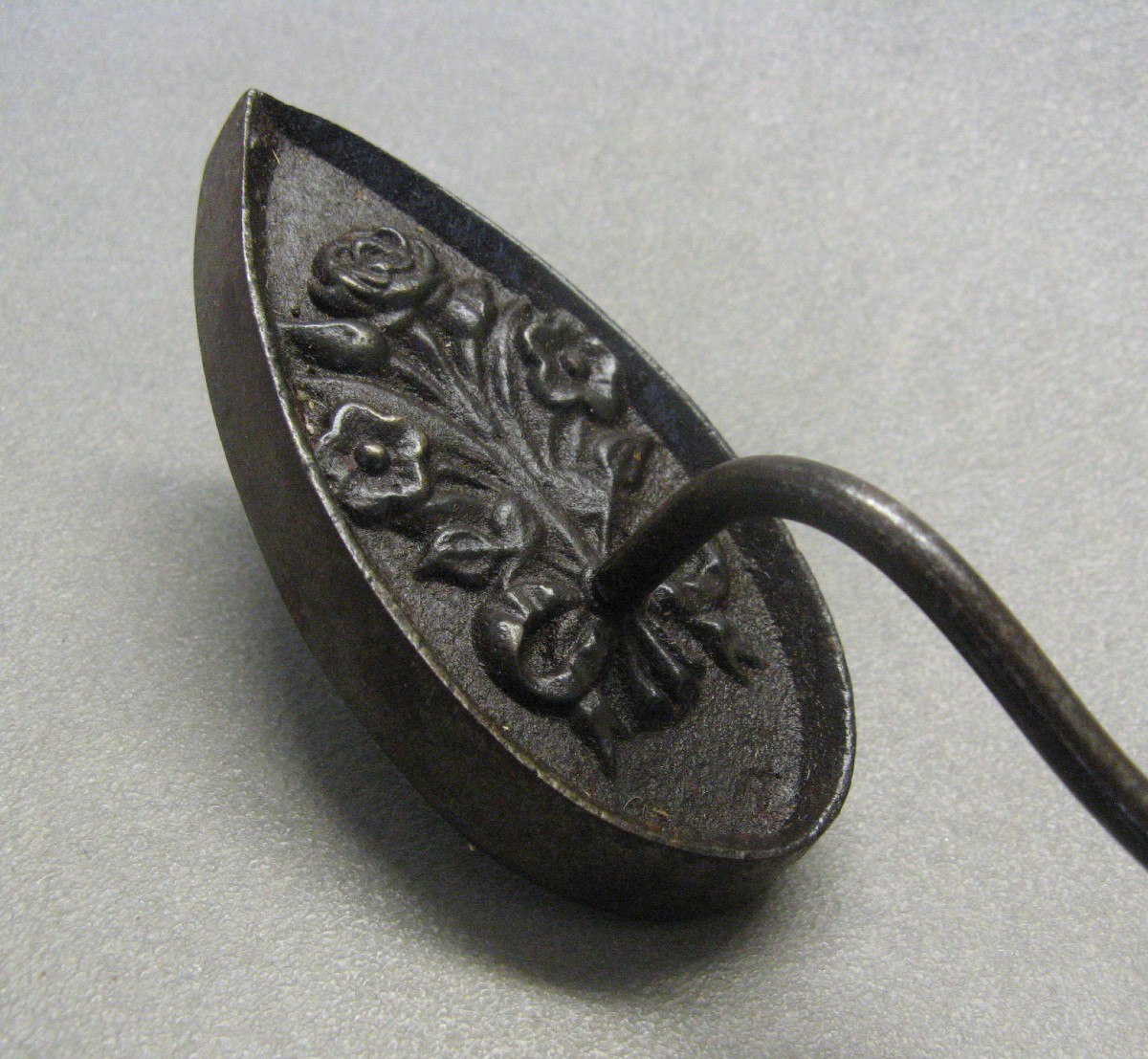 Fer à Repasser Fer Kabyle.