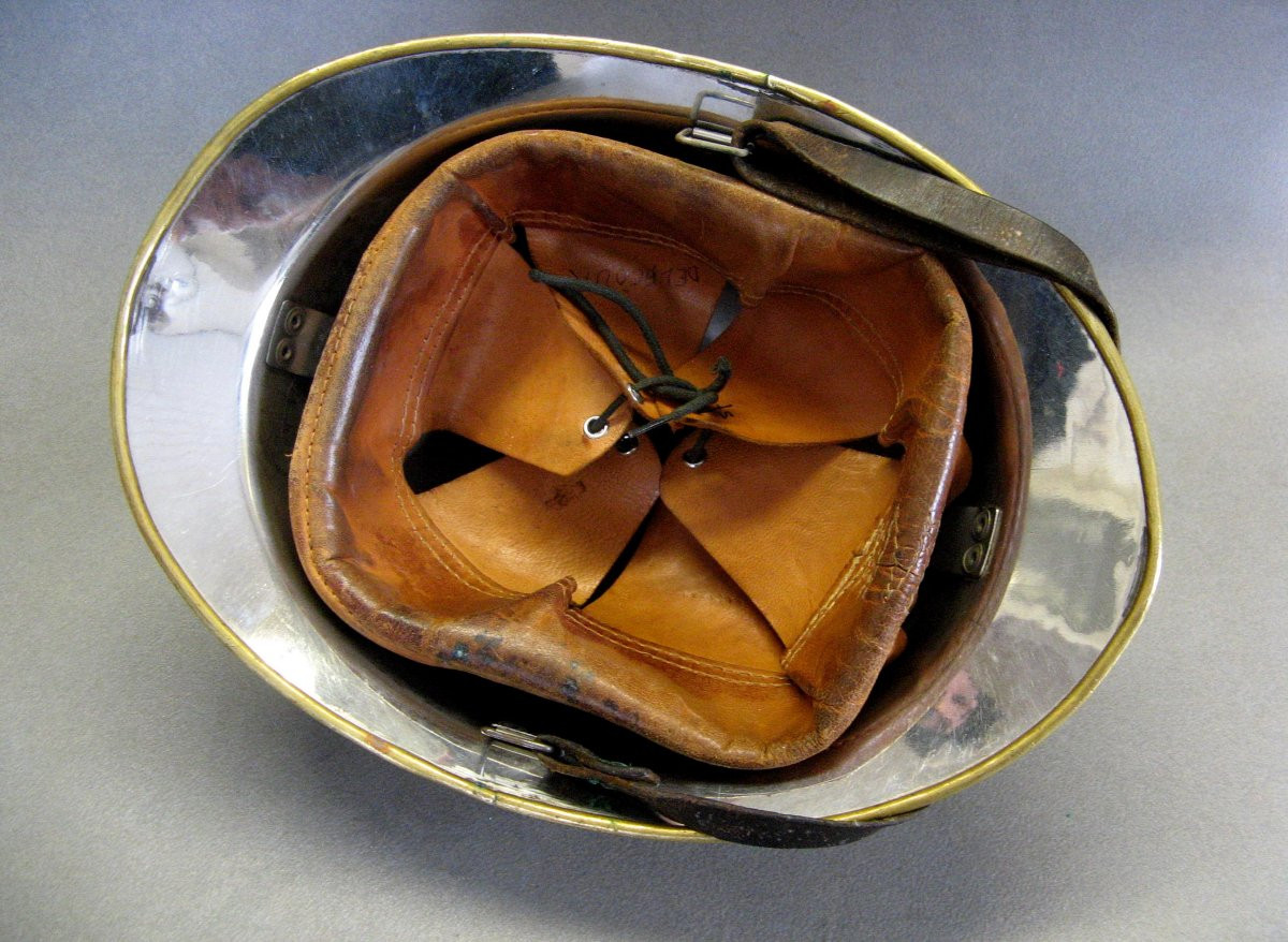 Sapeurs-pompiers Helmet Mle 33 Ille City ​​of Troyes. Fifth Republic.-photo-2