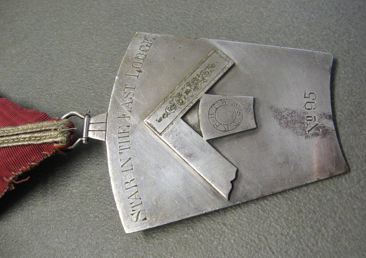 Star In The East Lodge N°95 Masonic Long Pendant.-photo-4