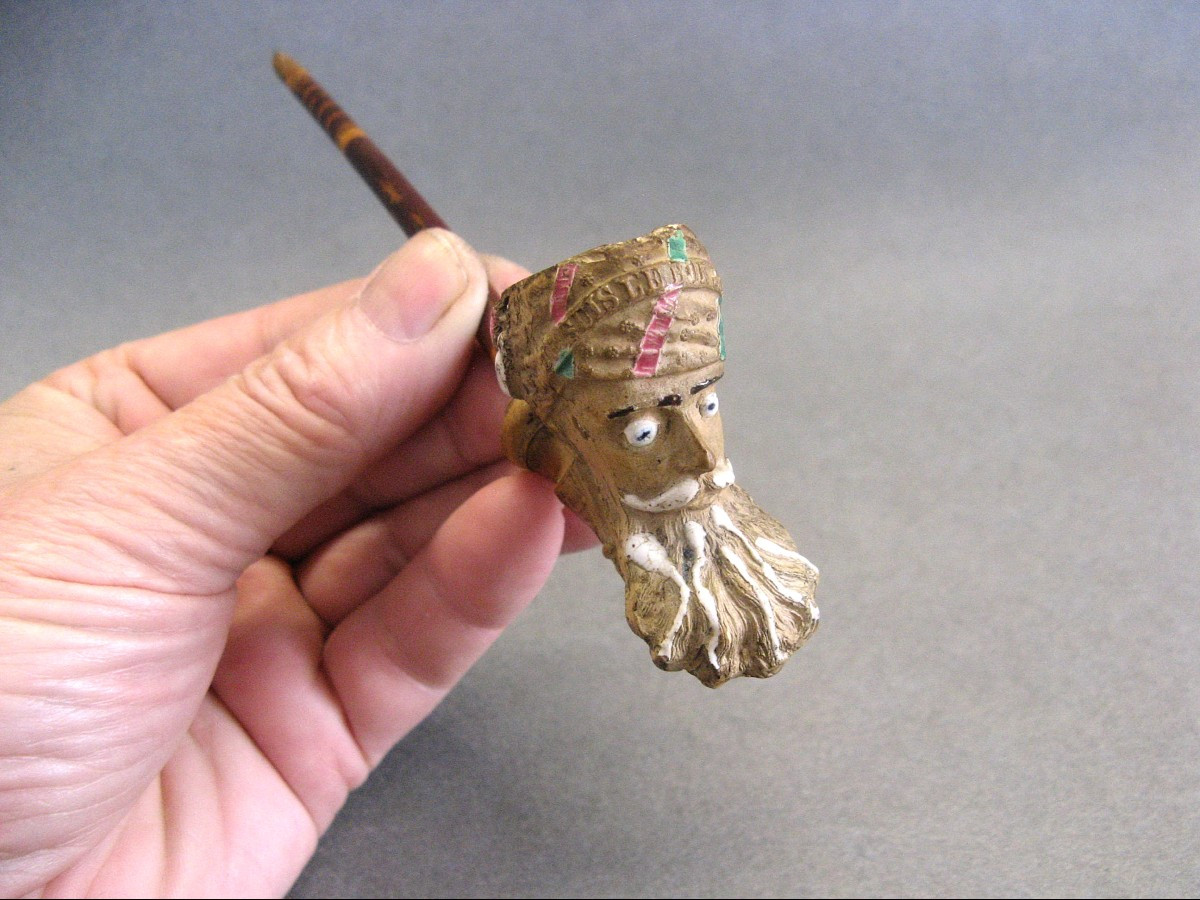 Clay Pipes.-photo-1