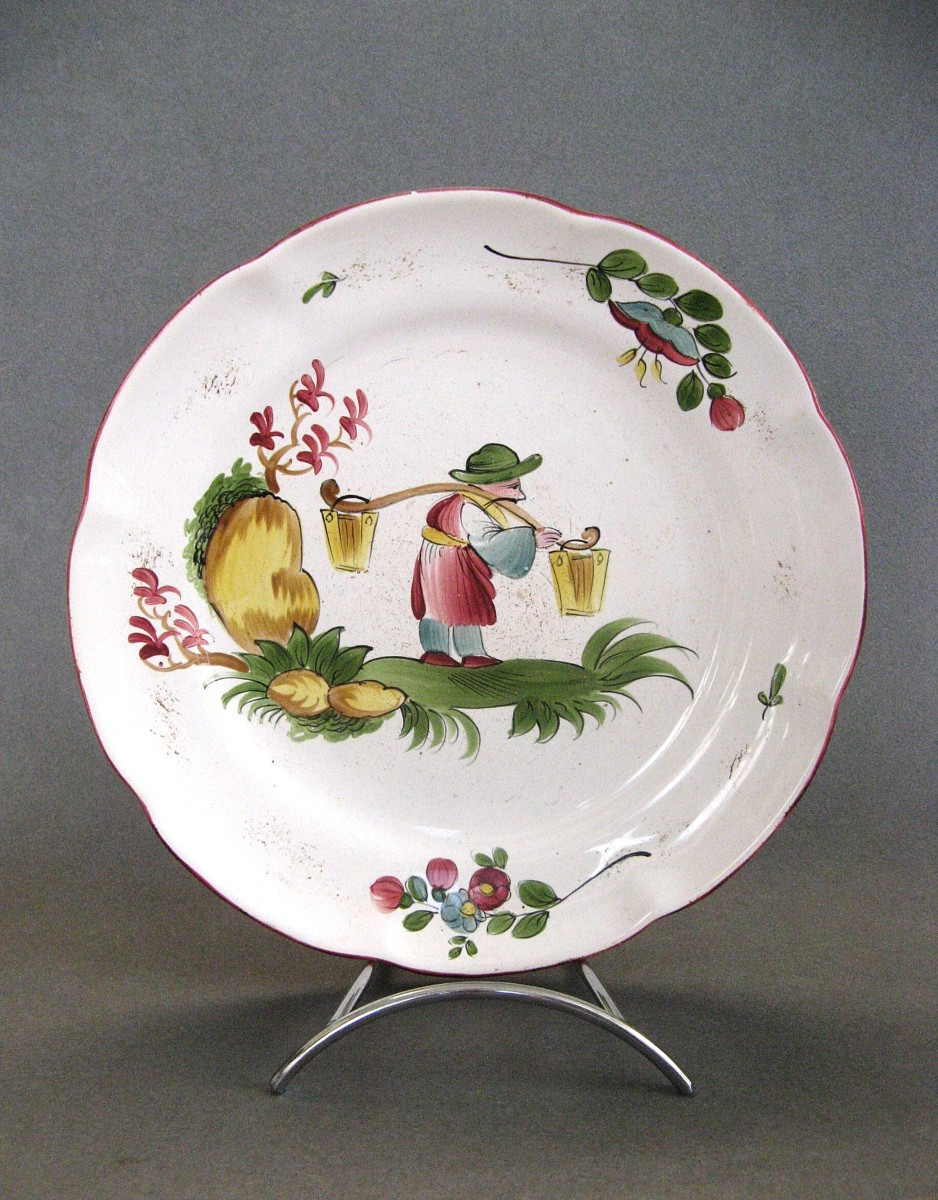 Assiette Au Chinois Porteur d'Eau - Hadancourt-le-Haut-Clocher XIXe.