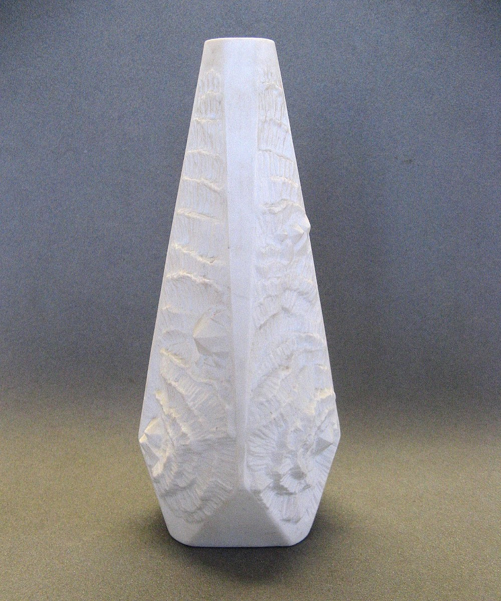 Vase Op' Art En Biscuit By Ak Kaiser 1970 S.