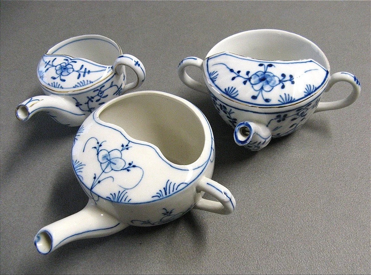 Porcelain Ducks For The Sick, Late 19th Century.