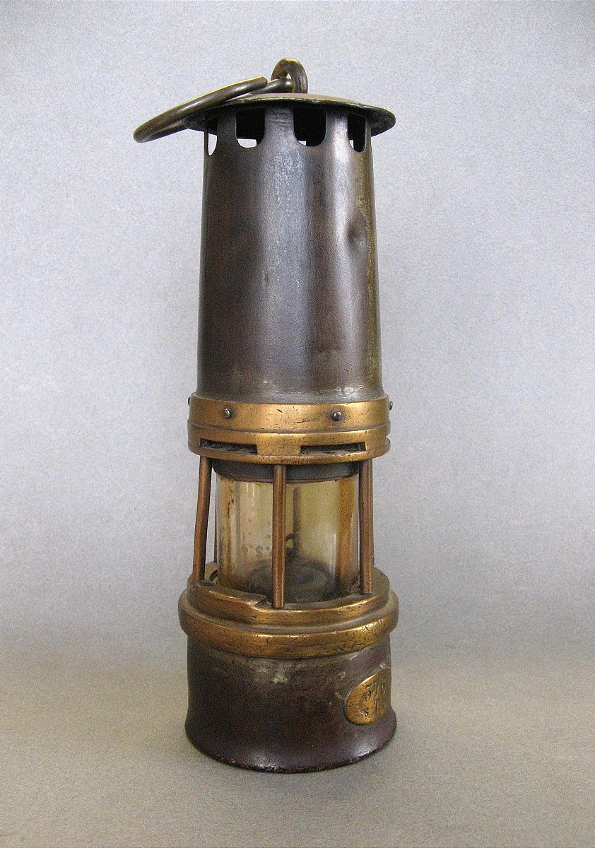 Lampe de mineur Mueseler 1900.