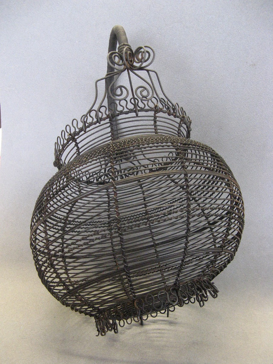 Woven Wire Wedding Basket Circa 1900.-photo-3