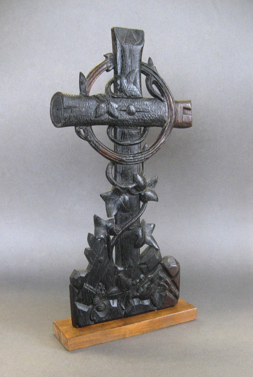  Carved Wood Altar Cross 19th Century.-photo-2