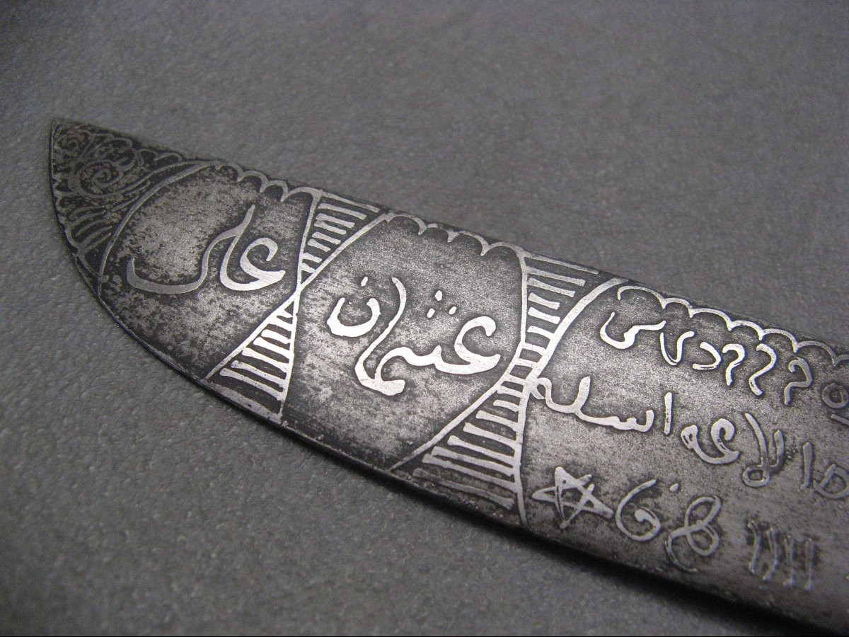Golok Type Knife. Silver Textured Blade.-photo-3