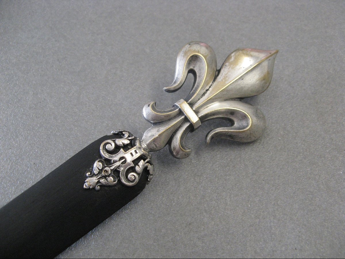 Fleurs De Lys Letter Opener.-photo-4