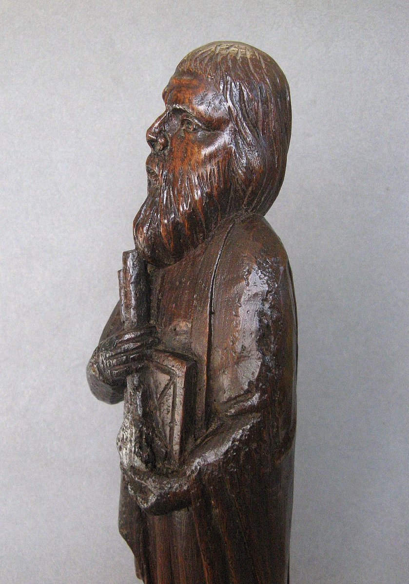 Religious Statue Of Saint Peter, Carved From A Single Block Of Solid Wood, 18th-century Folk Art.