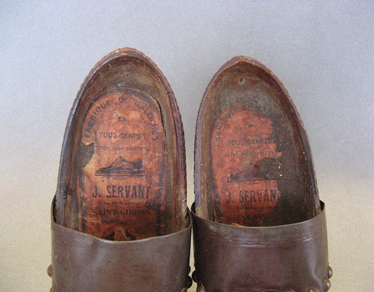 Pair Of Bethmale Clogs, 19th-century Pyrenean Folk Art.-photo-2