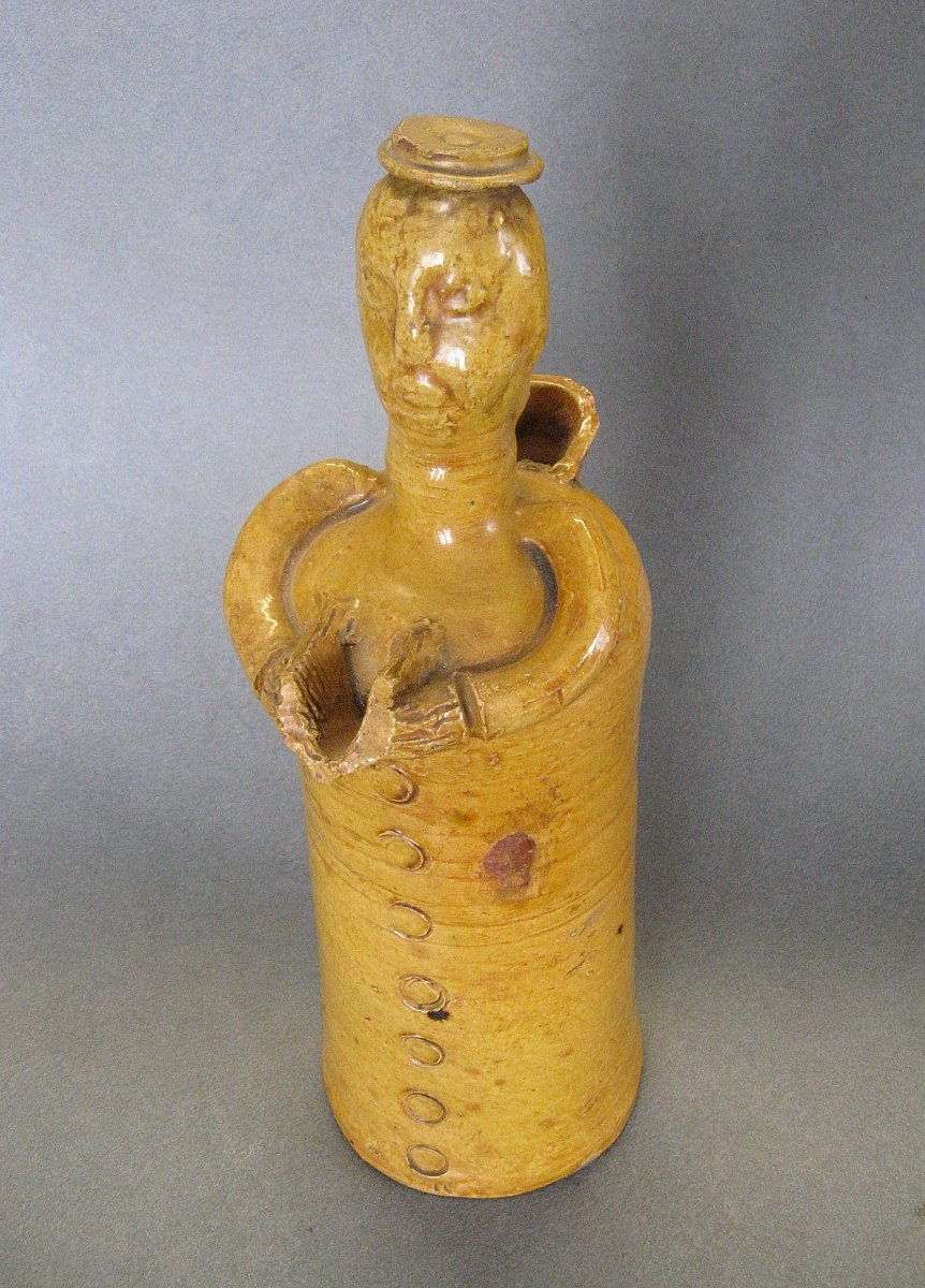 Bouteille Pichet Anthropomorphe En Terre Cuite A Glaçure XIXe.