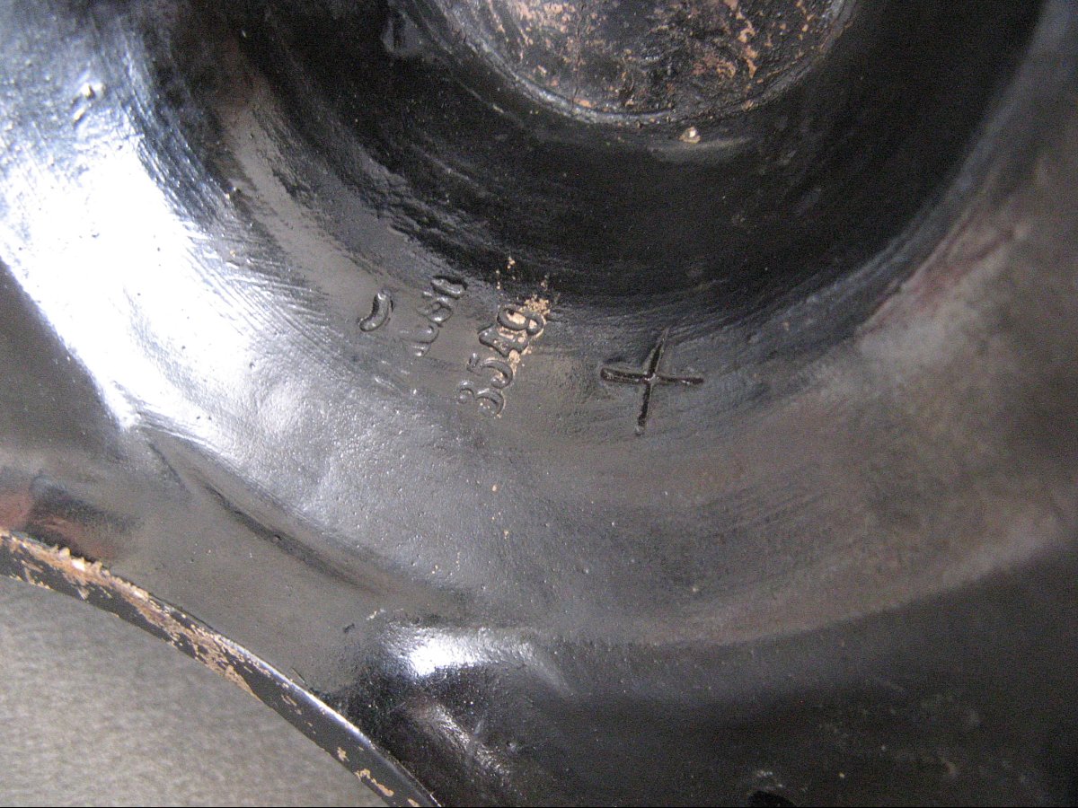 19th-century Neoclassical Basalt Ceramic Vase.-photo-1