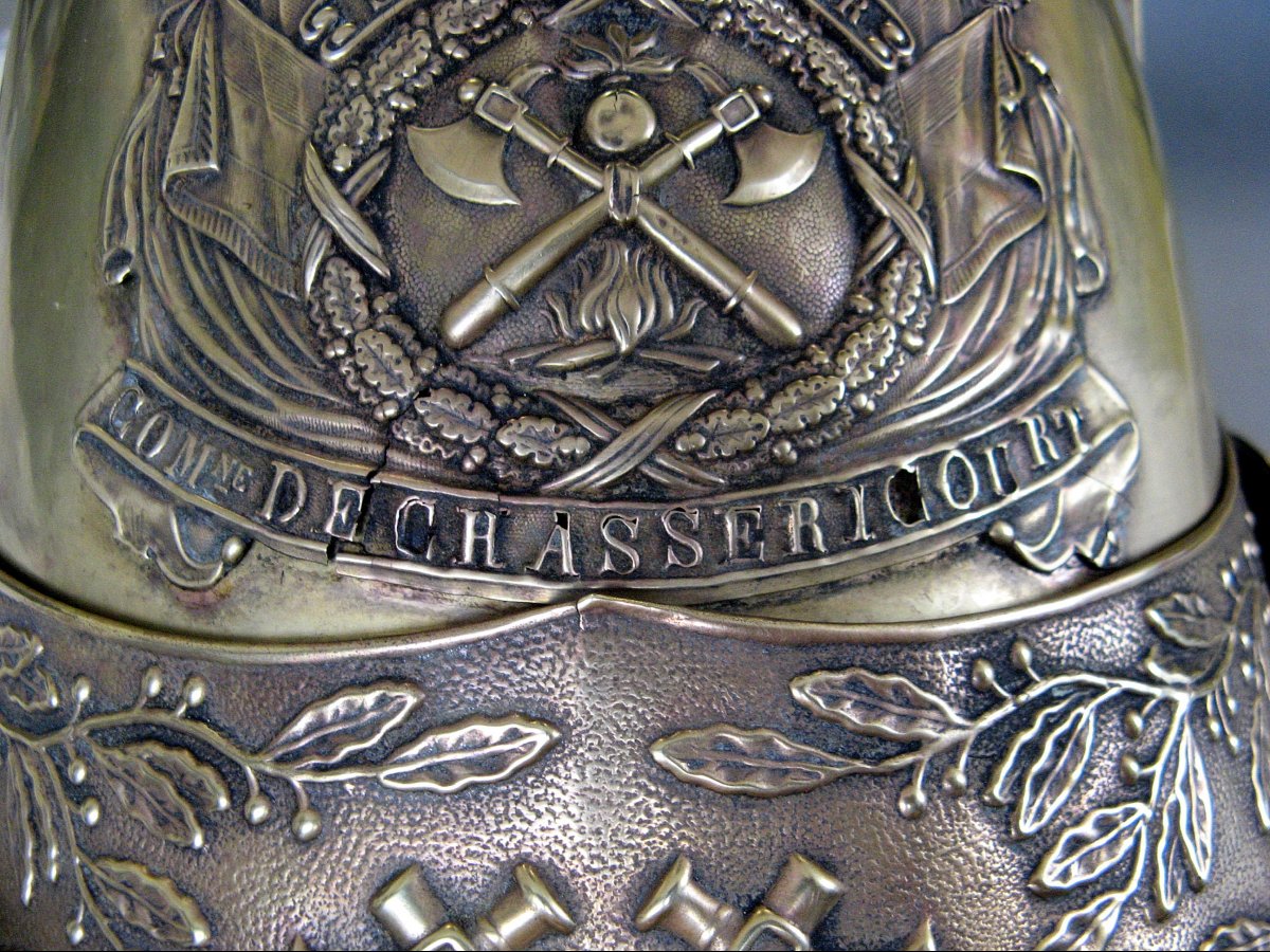 CASQUE DE SAPEURS-POMPIERS DE LA COMMUNE DE CHASSERICOURT, type 1830, Monarchie de Juillet. -photo-3