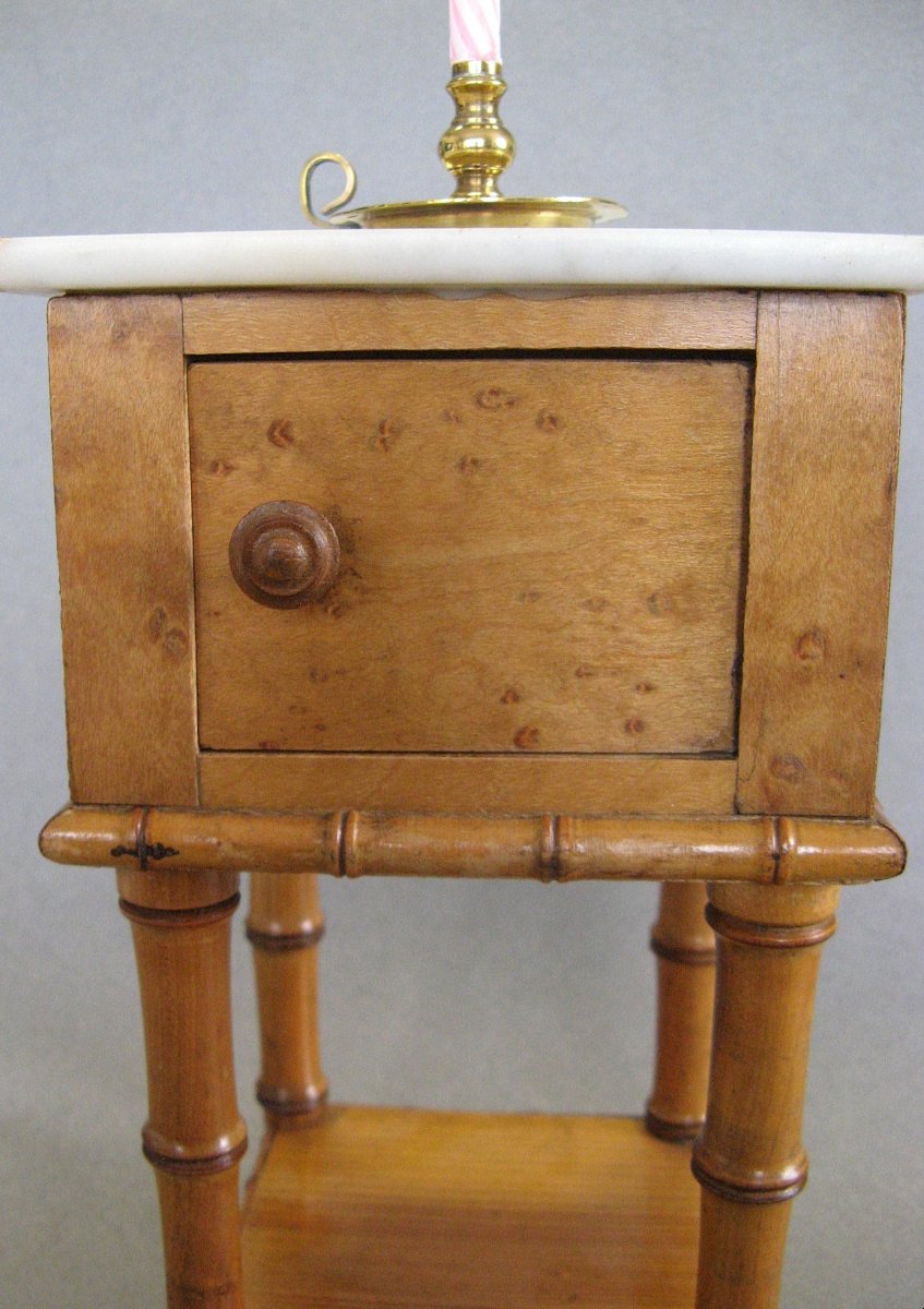 Petit Table De Chevet Miniature Maison de poupée.-photo-2