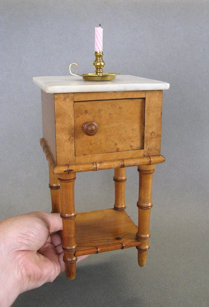 Petit Table De Chevet Miniature Maison de poupée.-photo-2