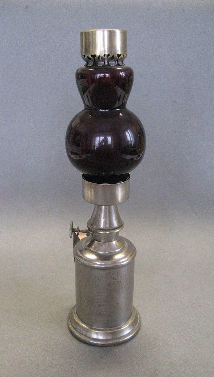 Light For A Photo Lab - Pigeon Lamp.-photo-1