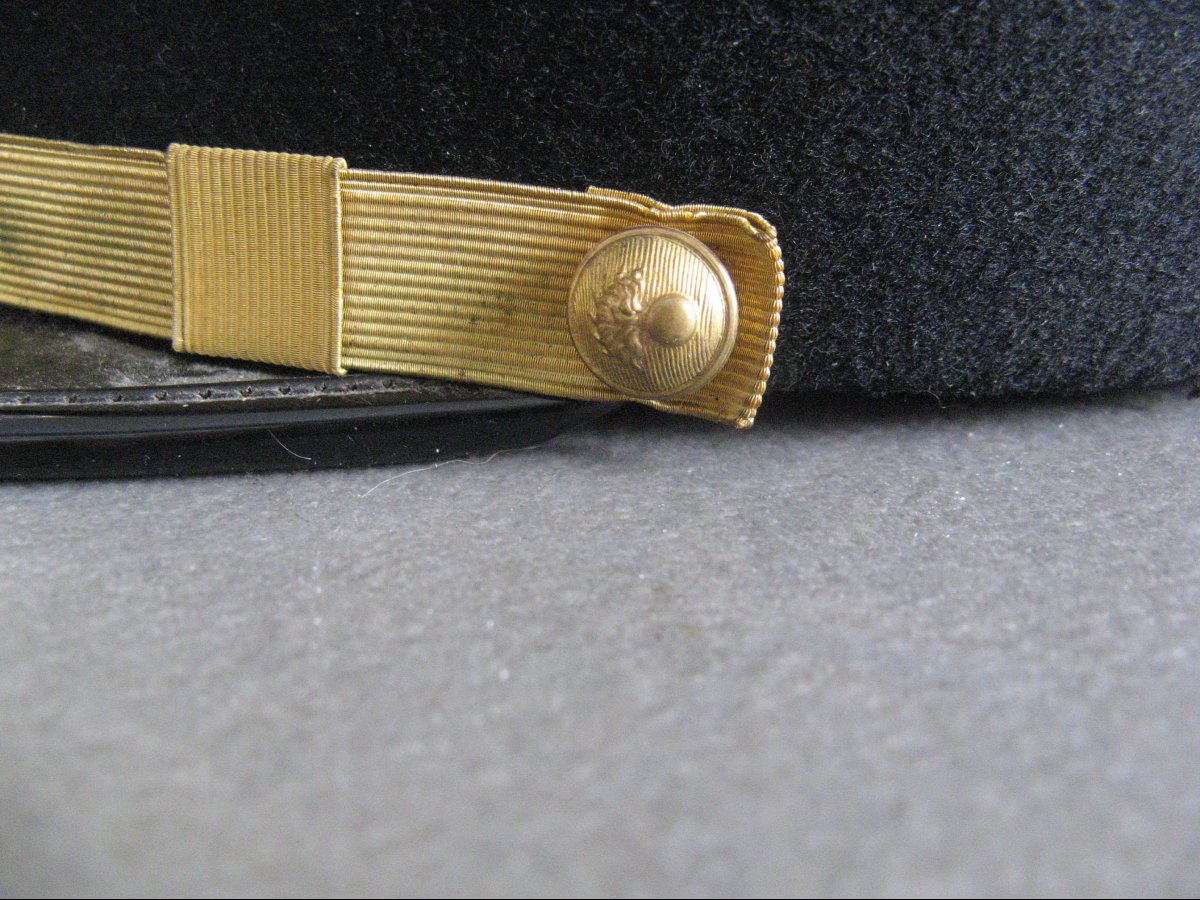Infantry Commander's Kepi With Model 1931 Carrying Case.-photo-2