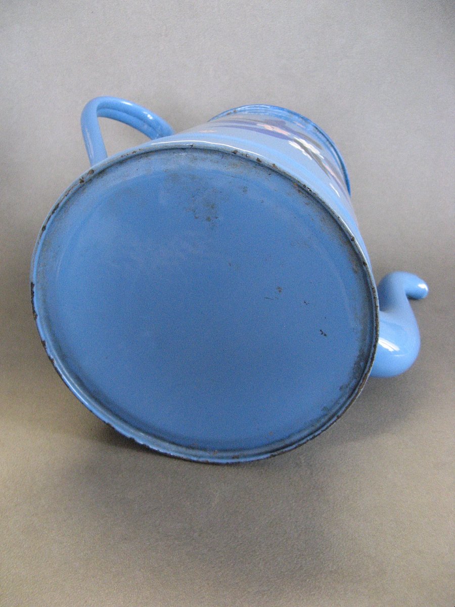 Grand modèle de cafetière en émaillée bleu N° 6.-photo-4