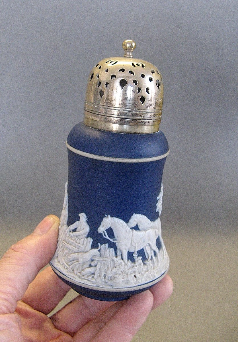 William Adams & Sons 1896 Salt Shaker.-photo-3