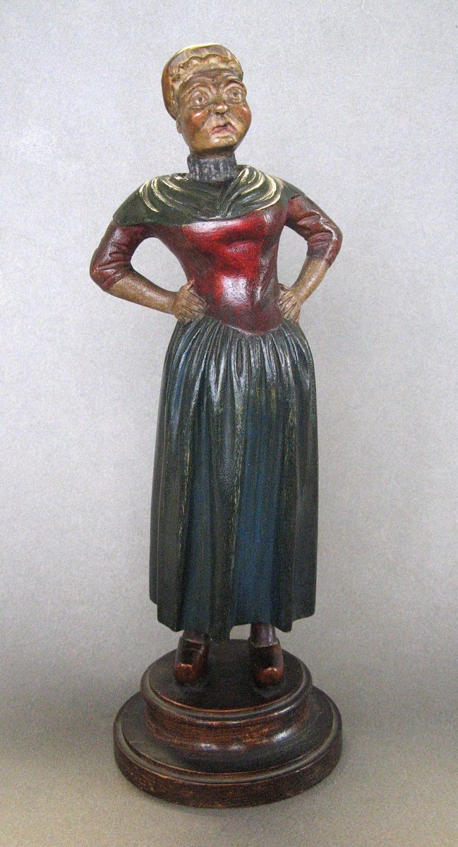 Caricature XIXe en bois sculpté polychrome de la femme peuple.-photo-1