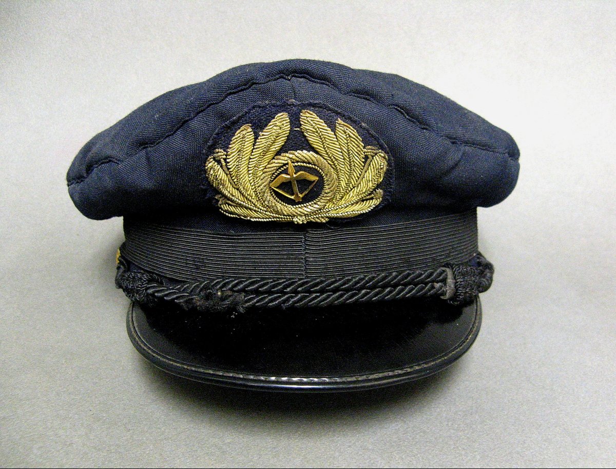 Casquette de Pilote Commandant de Bord de la Compagnie Aérienne Italienne ALITALIA.