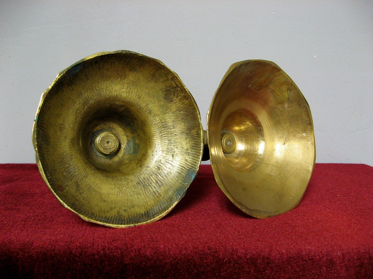 Fausse Paire De Bougeoirs En Bronze XVIIIe.-photo-1
