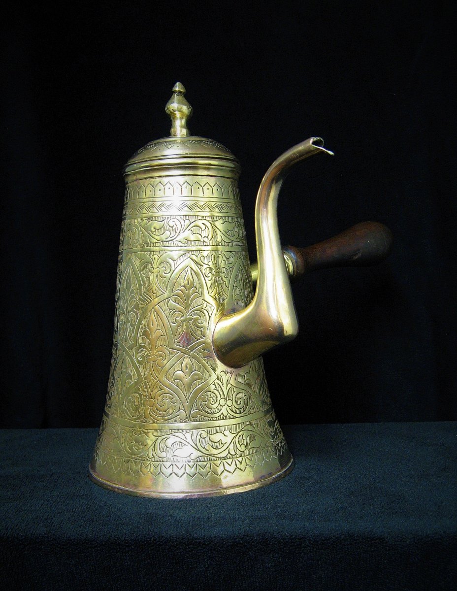 Yellow Copper Jug. Oriental Art Nineteenth.-photo-2