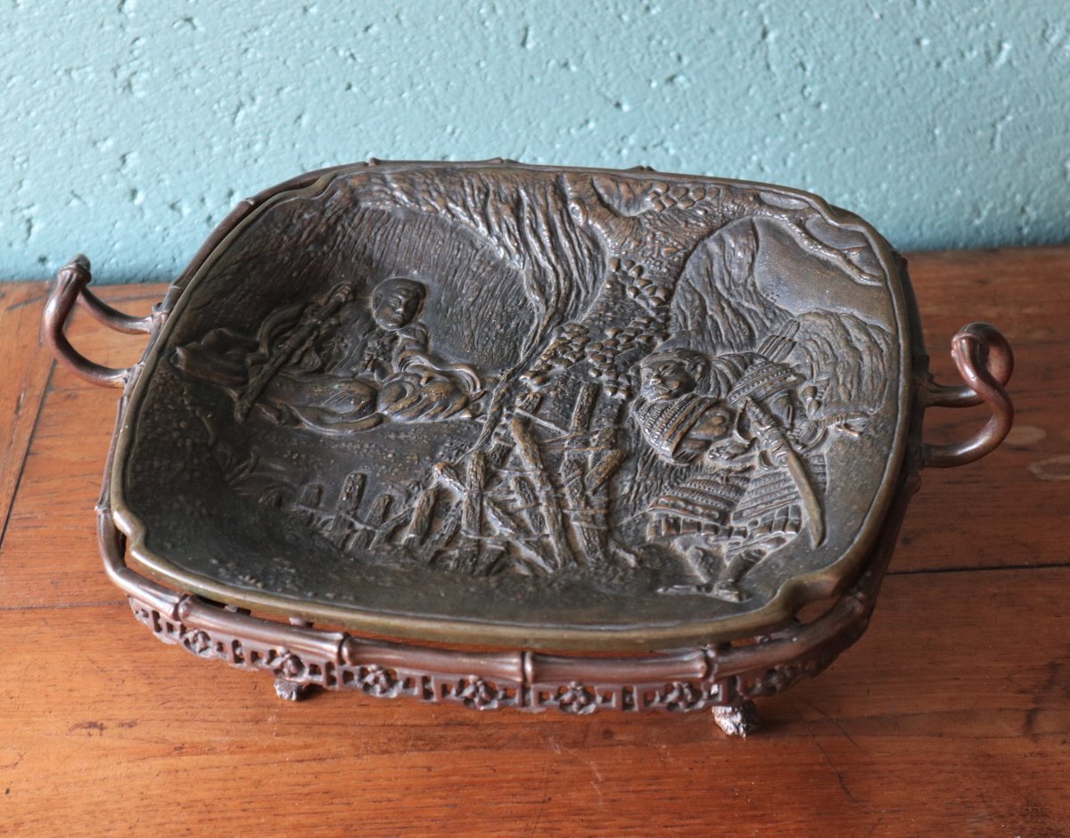 Plateau En Bronze au Décor De Samouraï. Japon XIXe. -photo-2