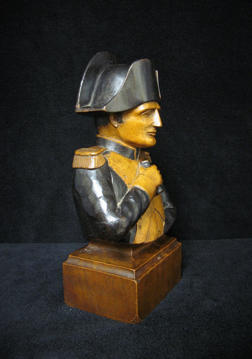 Buste en Bois Sculpté polychrome de Napoléon 1er.-photo-2
