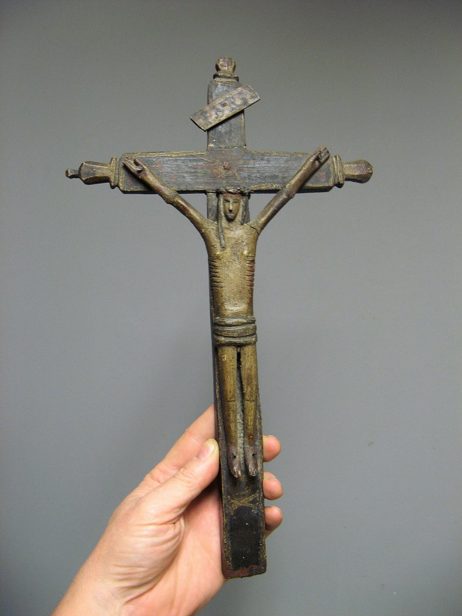 Art Populaire. Christ En bois XVIIIe.-photo-2