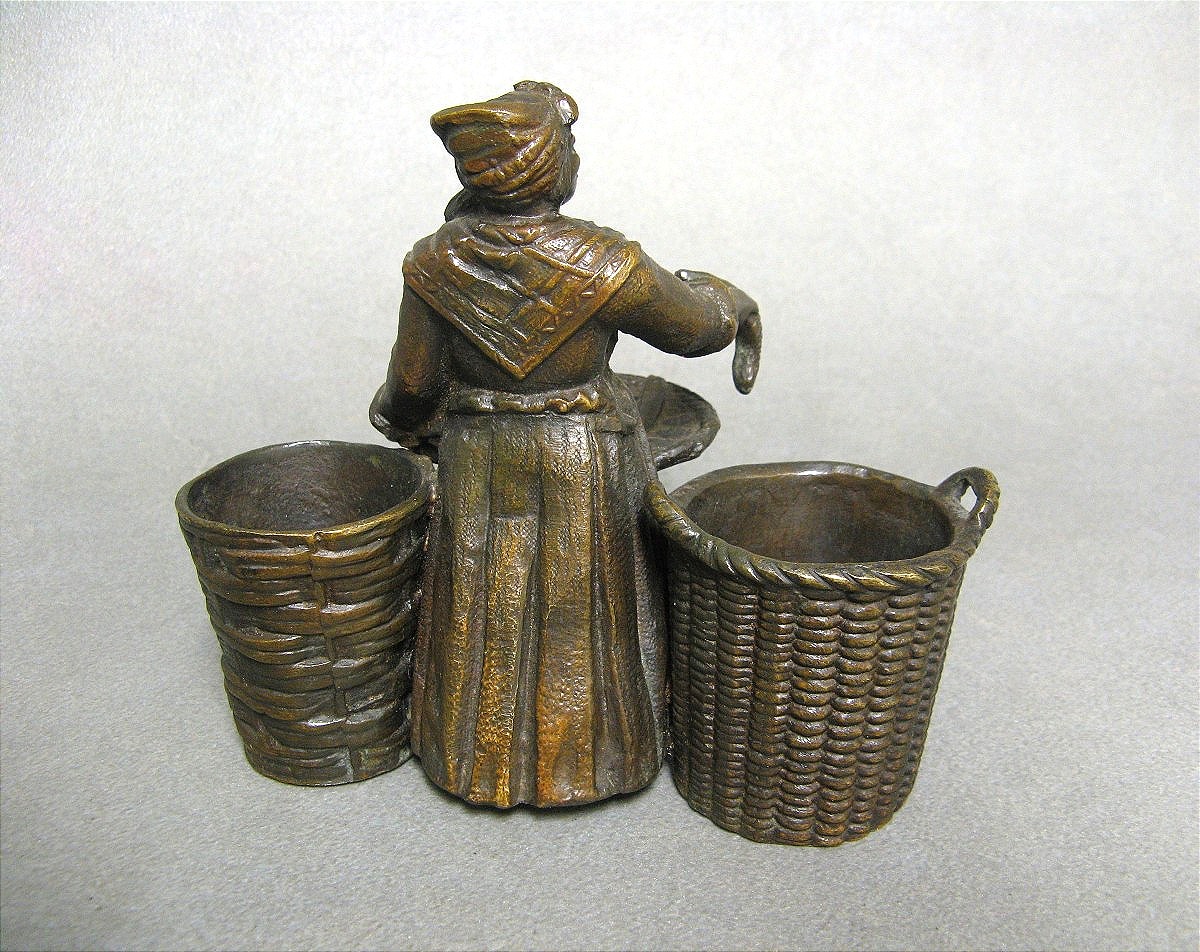 Nineteenth Bronze Pyrogen. The Creole Fish Merchant.-photo-2
