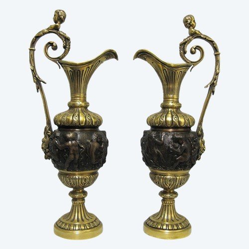 Pair Of Ewers In Nineteenth Bronze.-photo-3