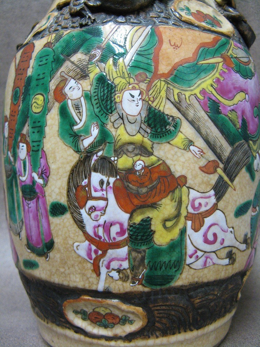 Chinese Vase In Cracked Ceramic From Nanking 19th. Rose Family.-photo-1