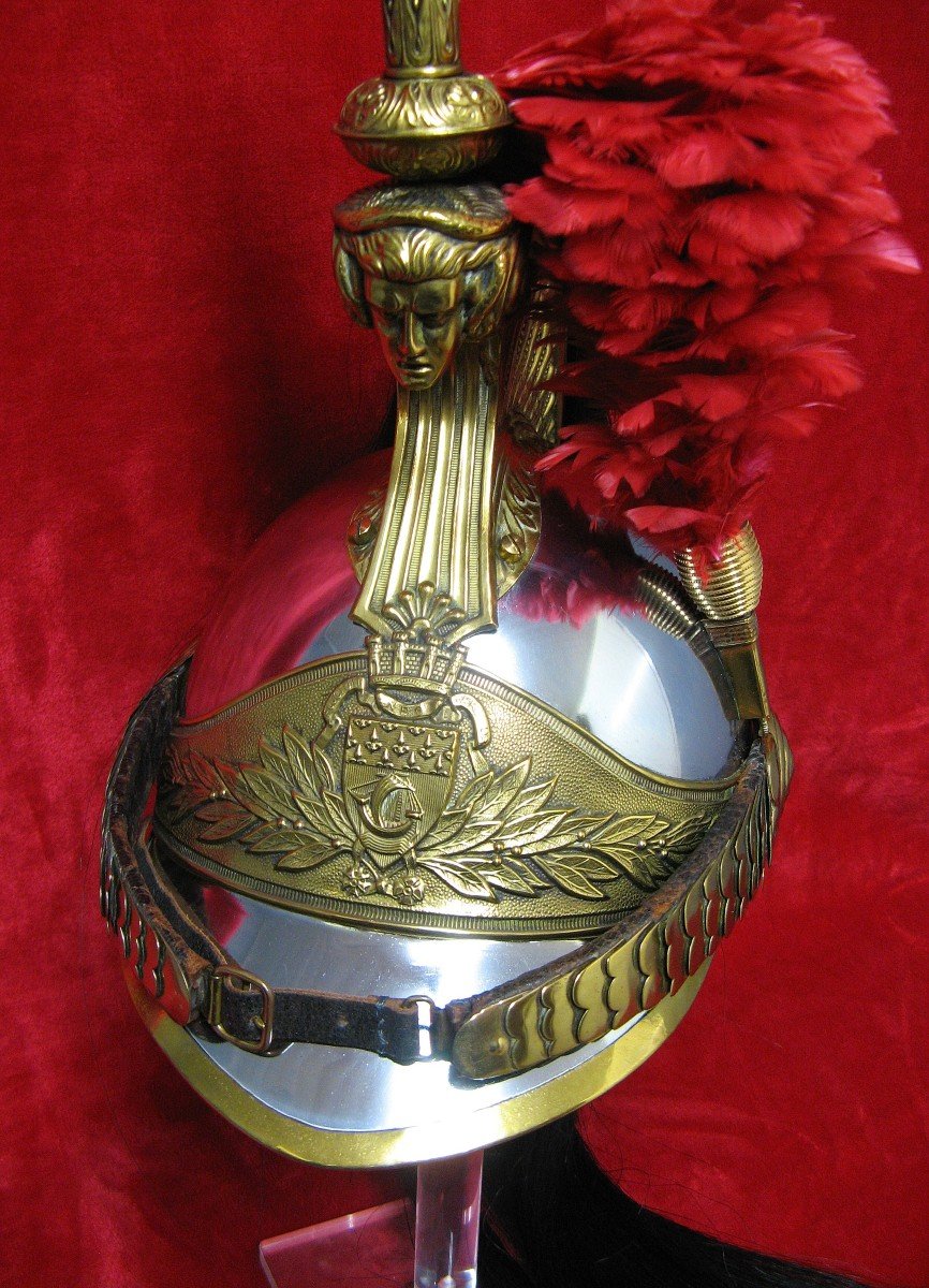 Helmet Of The Republican Guard.-photo-3