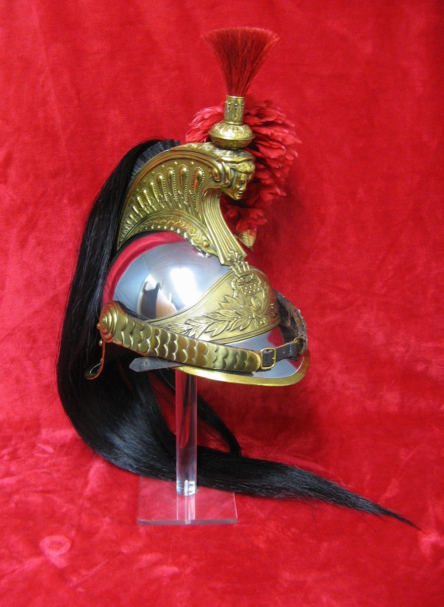 Helmet Of The Republican Guard.-photo-4