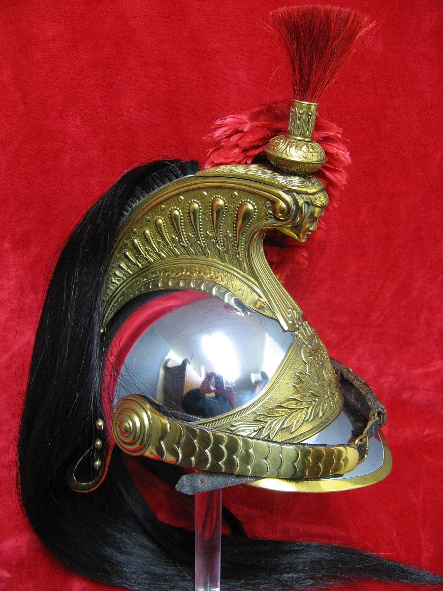 Helmet Of The Republican Guard.-photo-1