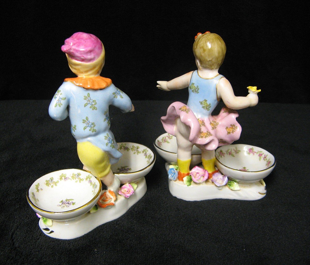 Pair Of German Porcelain Table Salerons.-photo-4