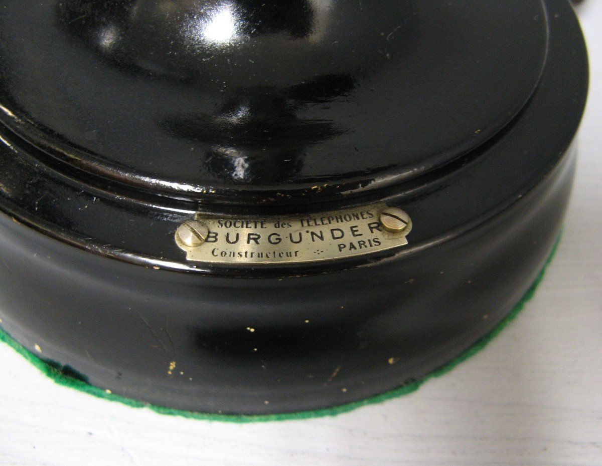 Burgunder Column Telephone 1920.-photo-4