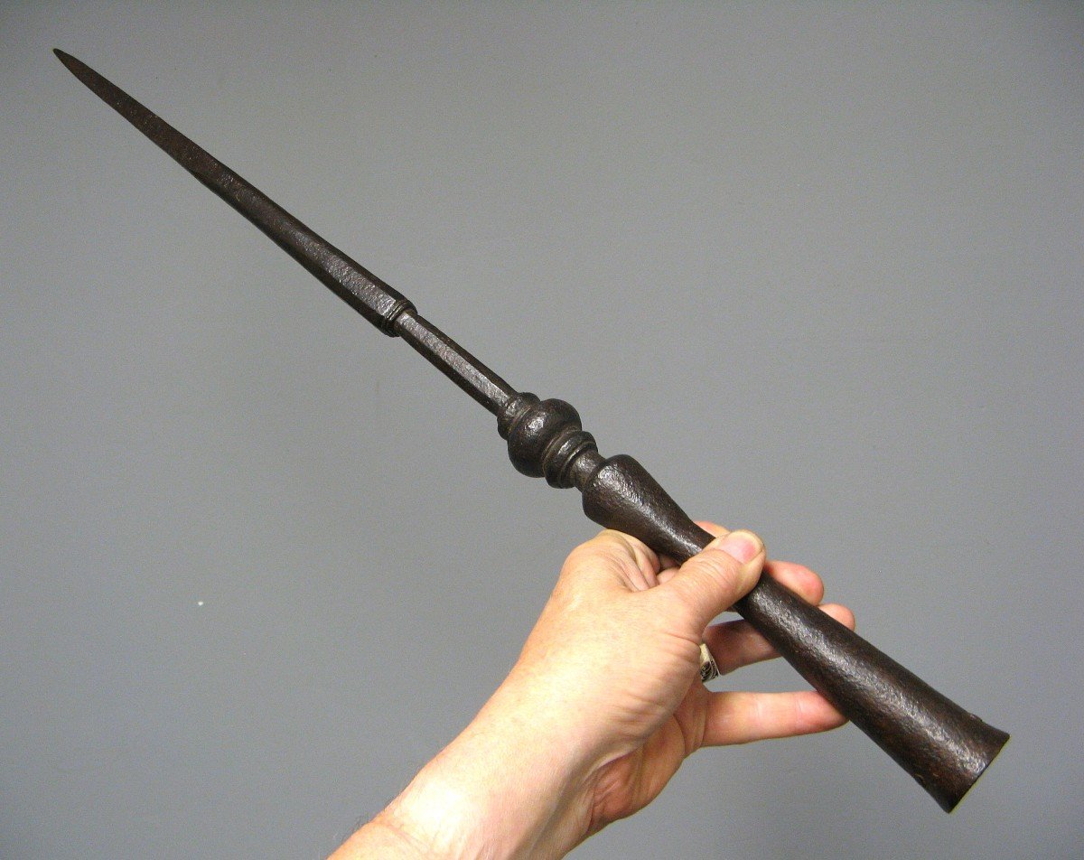 16th Century Pikeman's Spearhead.