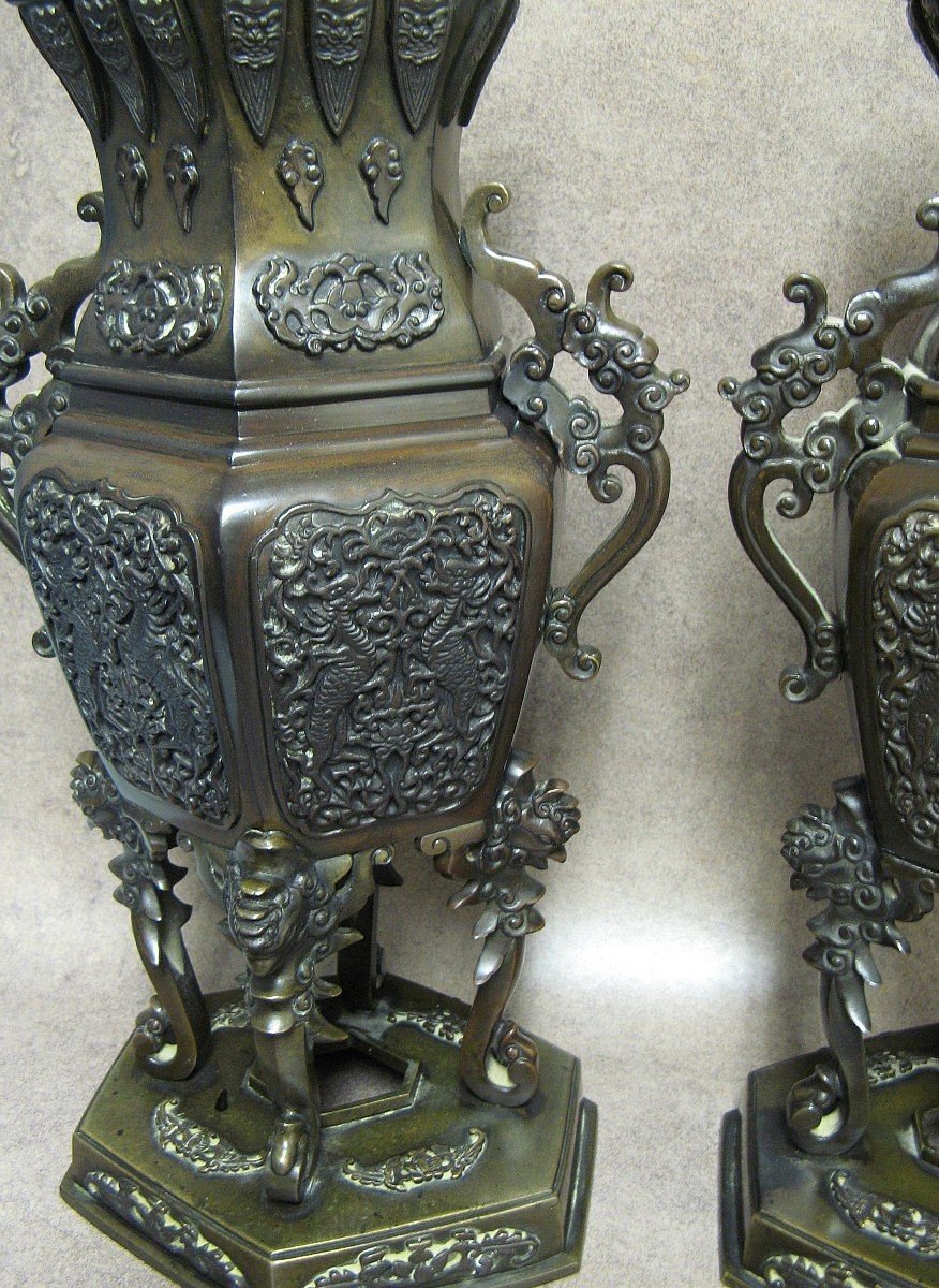 Paire De Vases En Bronze. Chine – Fin XIXe.-photo-3
