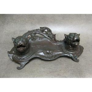 Bulldog Head Inkwell Circa 1900.