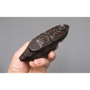 Snuff Box In The Shape Of A Carved Wooden Shoe. 19th Century Popular Art.