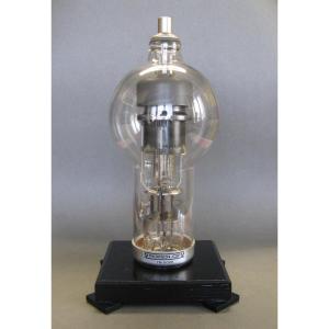 lampe THOMSON-CSF TH6090 Mercury-Vapor Thyratron. Cabinet de curiosité.