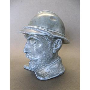 Pot à tabac à l'Effigie D'un Buste De Poilu Soldat De La Première Guerre Mondiale De 14/18.